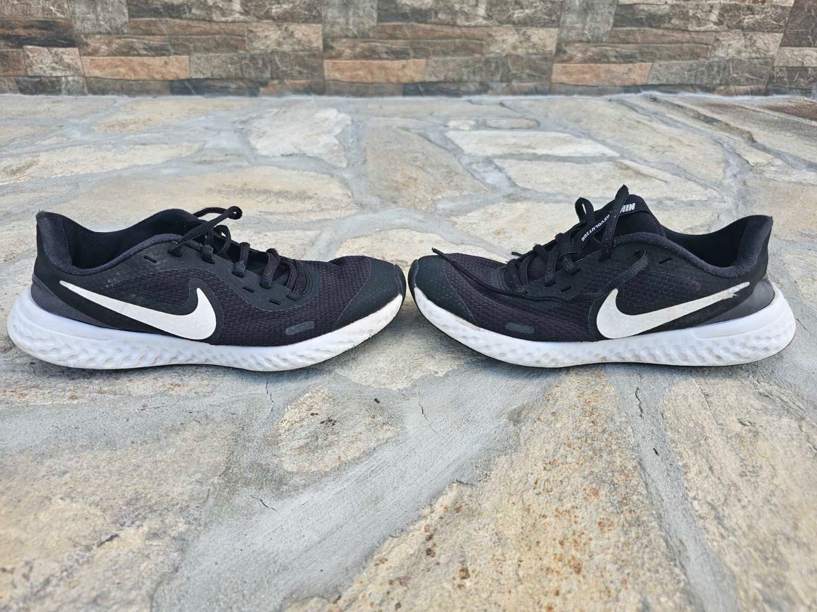 Маратонки nike !!!