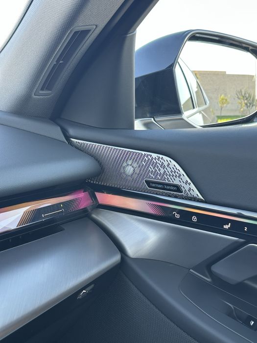 BMW I5 40L 2025 йил янги. Дор опциялари бор. нотариусга тайёр