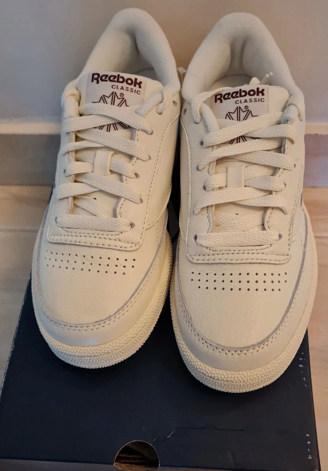 Vând Reebok Polo Club C 85