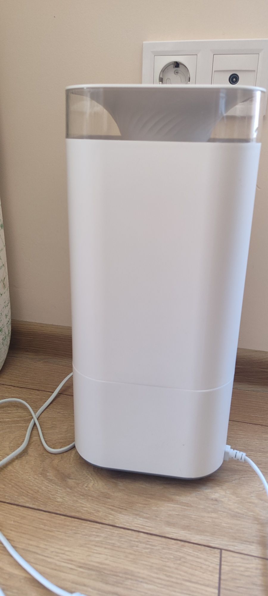 Овлажнител за въздух Gorenje 
300 ml/h скорост на овлажняване
До