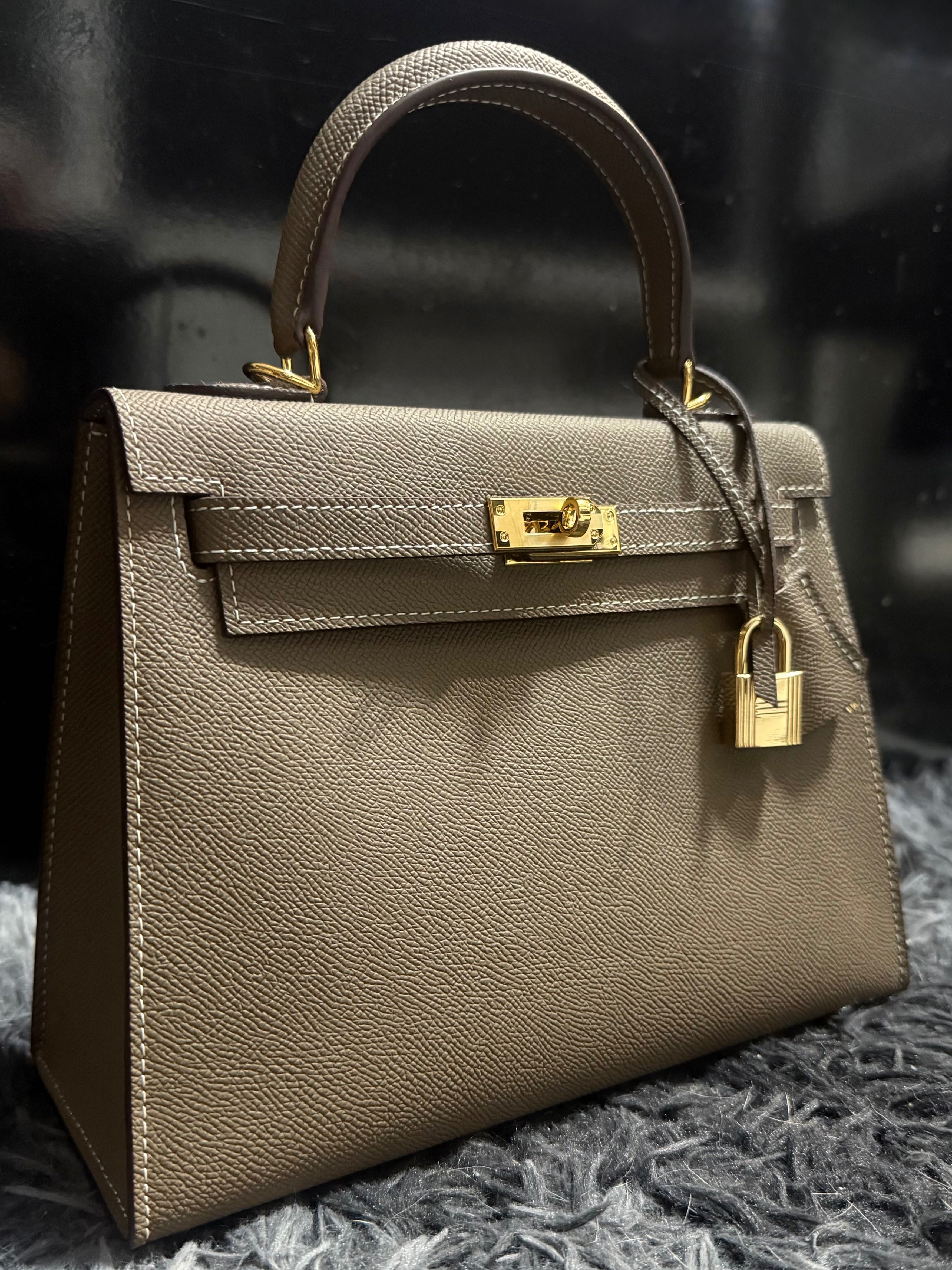 Hermes Kelly 25 Etoupe Epsom Sellier style gold hardware