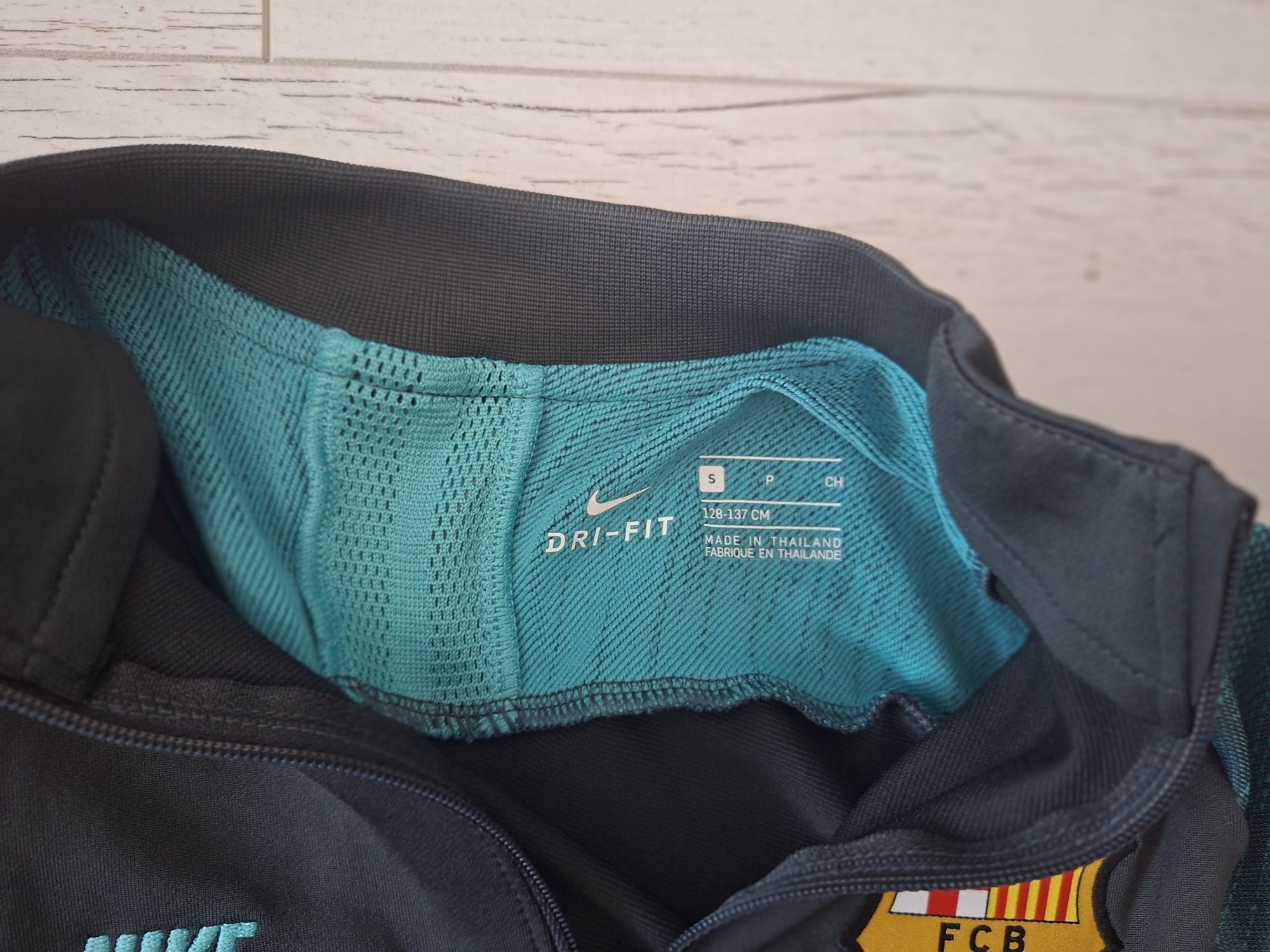 Nike Barcelona-Ориг. Детско горнище