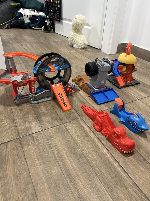 Писти Hot wheels