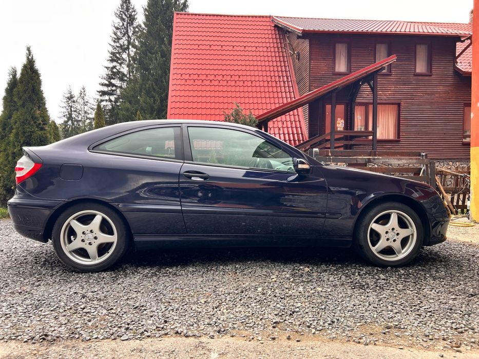 Mercedes Benz C 200 Coupe Panorama
