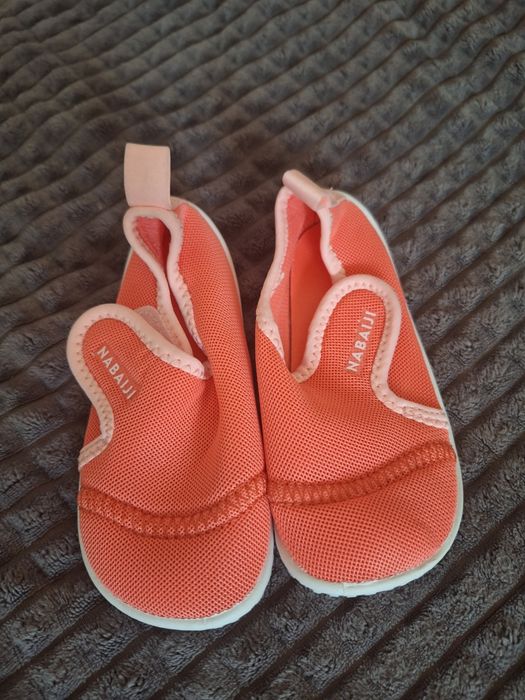 Incaltari copii pentru piscina Decathlon