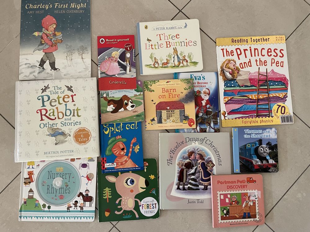 Книжки английски Peter the rabbit,Peppa Pig;DVD Barbie,Snowman,Tomas