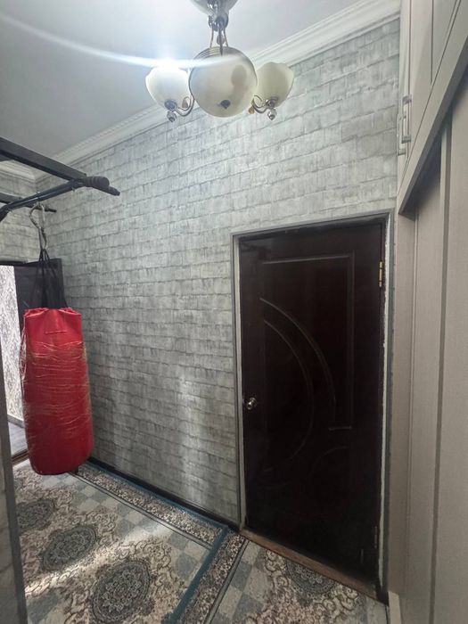 Dom sotiladi.1 xonali 90% narsalari qoladi