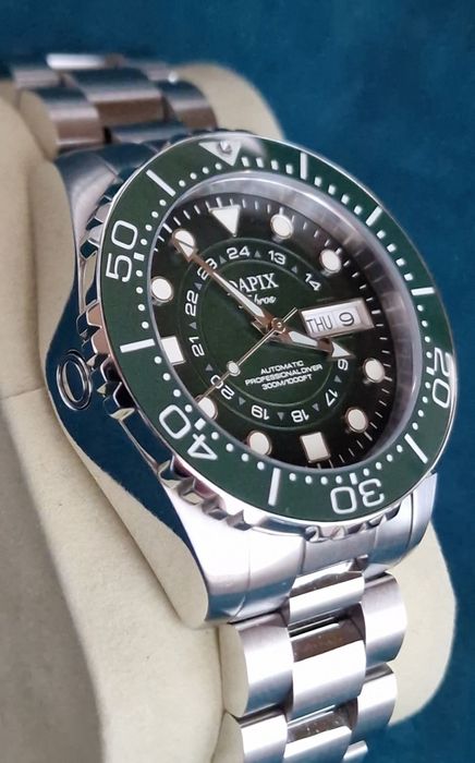 Vand / Schimb ceas Dapix Hebros Automatic Diver

Ceasul arată excelent