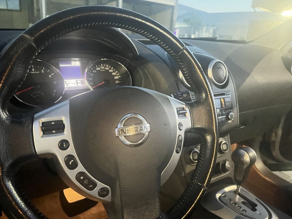 Nissan qashqai 2.0 automat