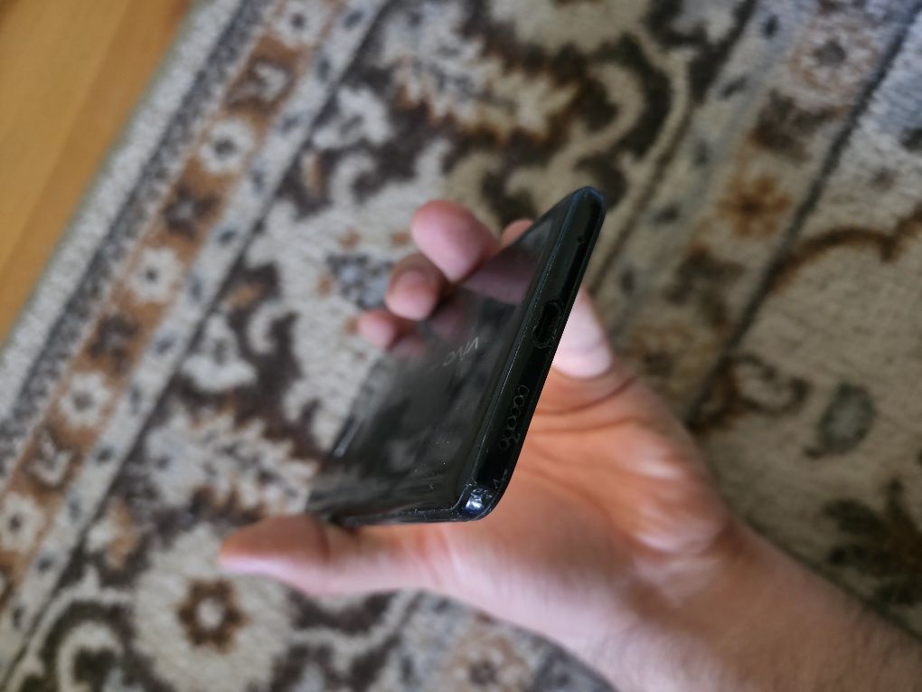 Продам ViVO Y17 2020
