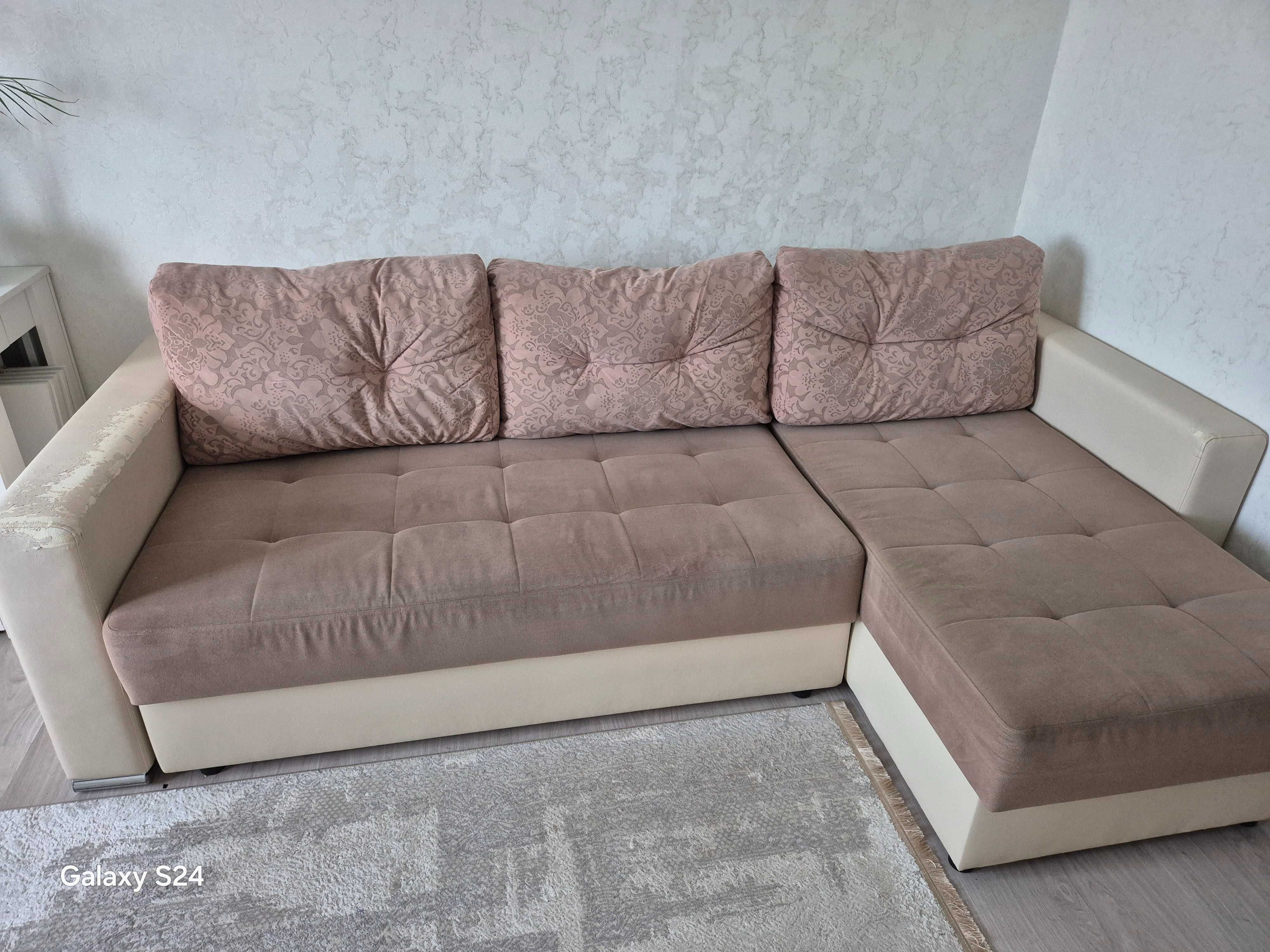 продам диван б/у