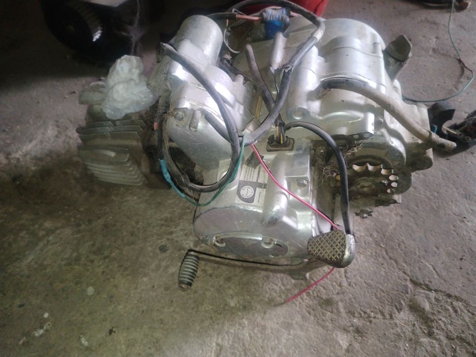 Motor ATV 125cc 3+1