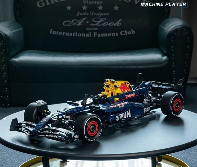 Конструктор лего Формула-1, болид Red Bull