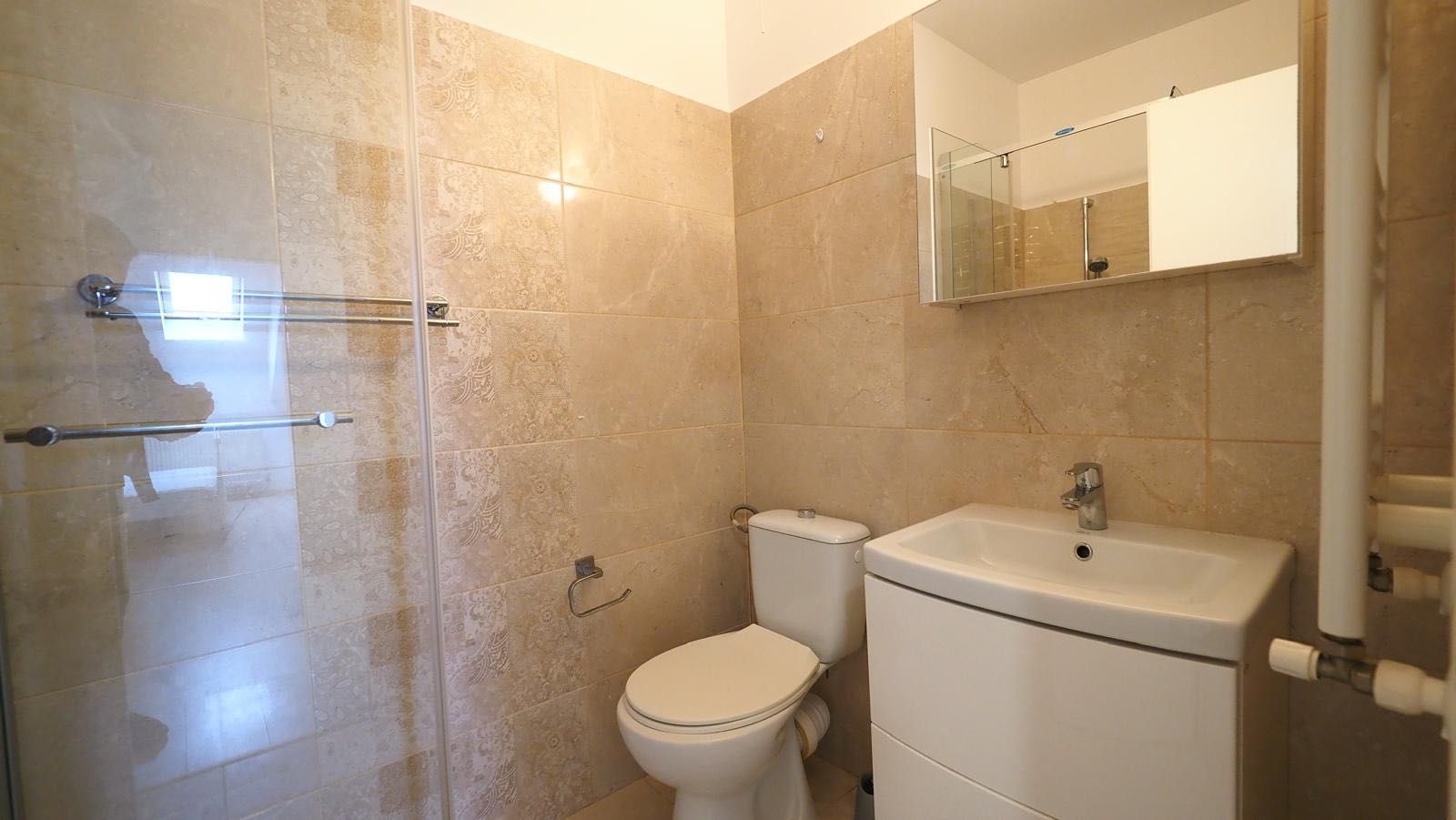 Apartament trei camere, bloc nou ,Tătărași