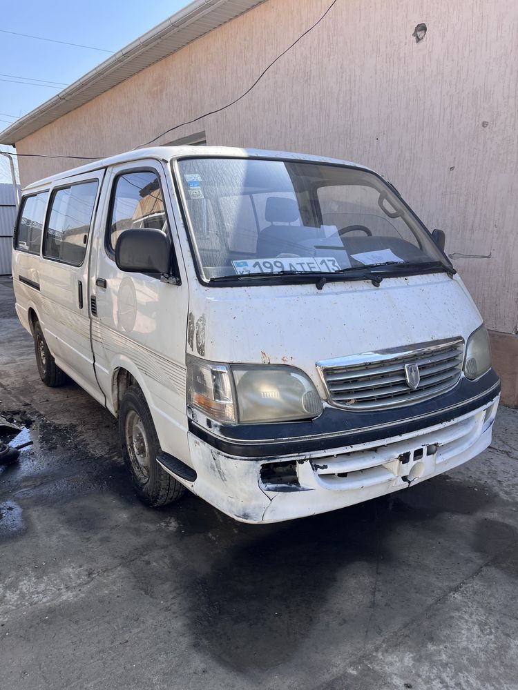 Toyota hiace aналог