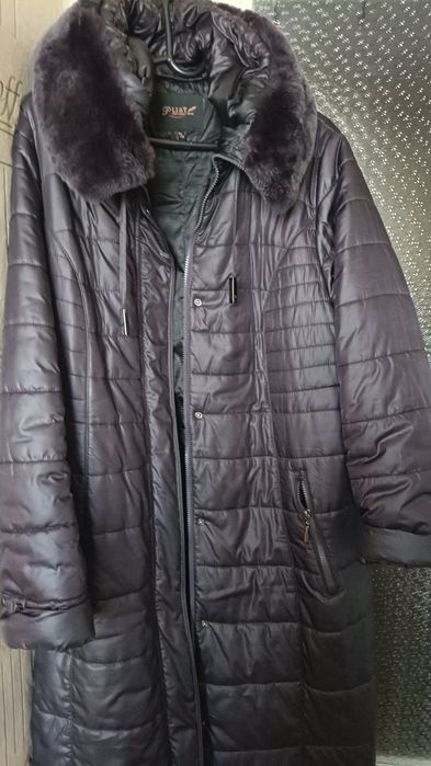 Продам женский пуховик  58 размер  18000