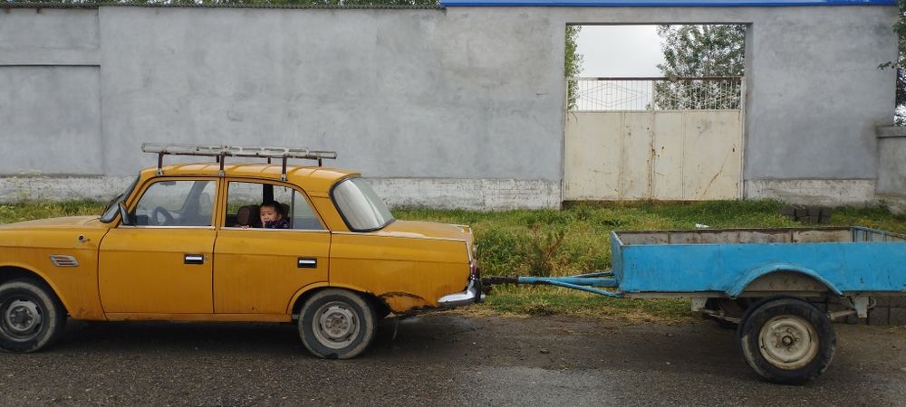 Прицеп сотилади 3.5 миллион