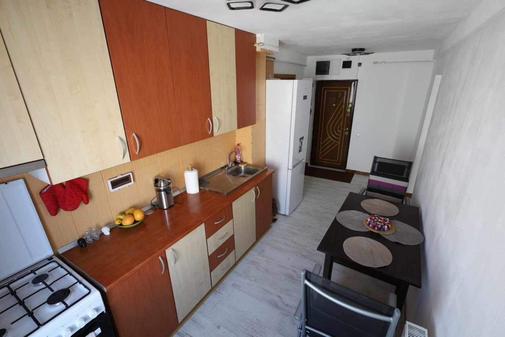Apartament Confortabil cu 2 Camere în Mangalia
