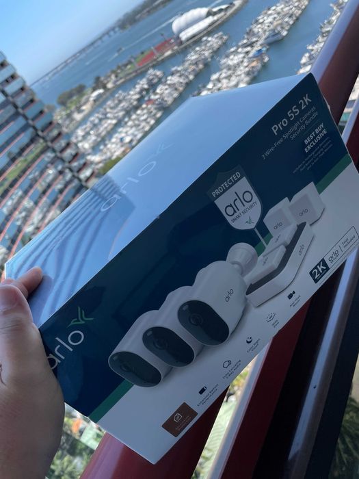 Arlo kitx3 Ultra2 si Ultra2XL Camera video supraveghere 4K NOU SIGILAT