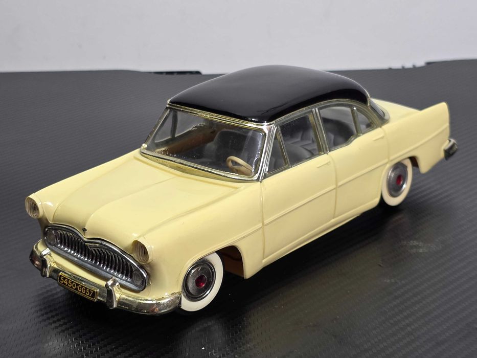Macheta Jucarie Veche GEGE France Simca Versailles Electrique