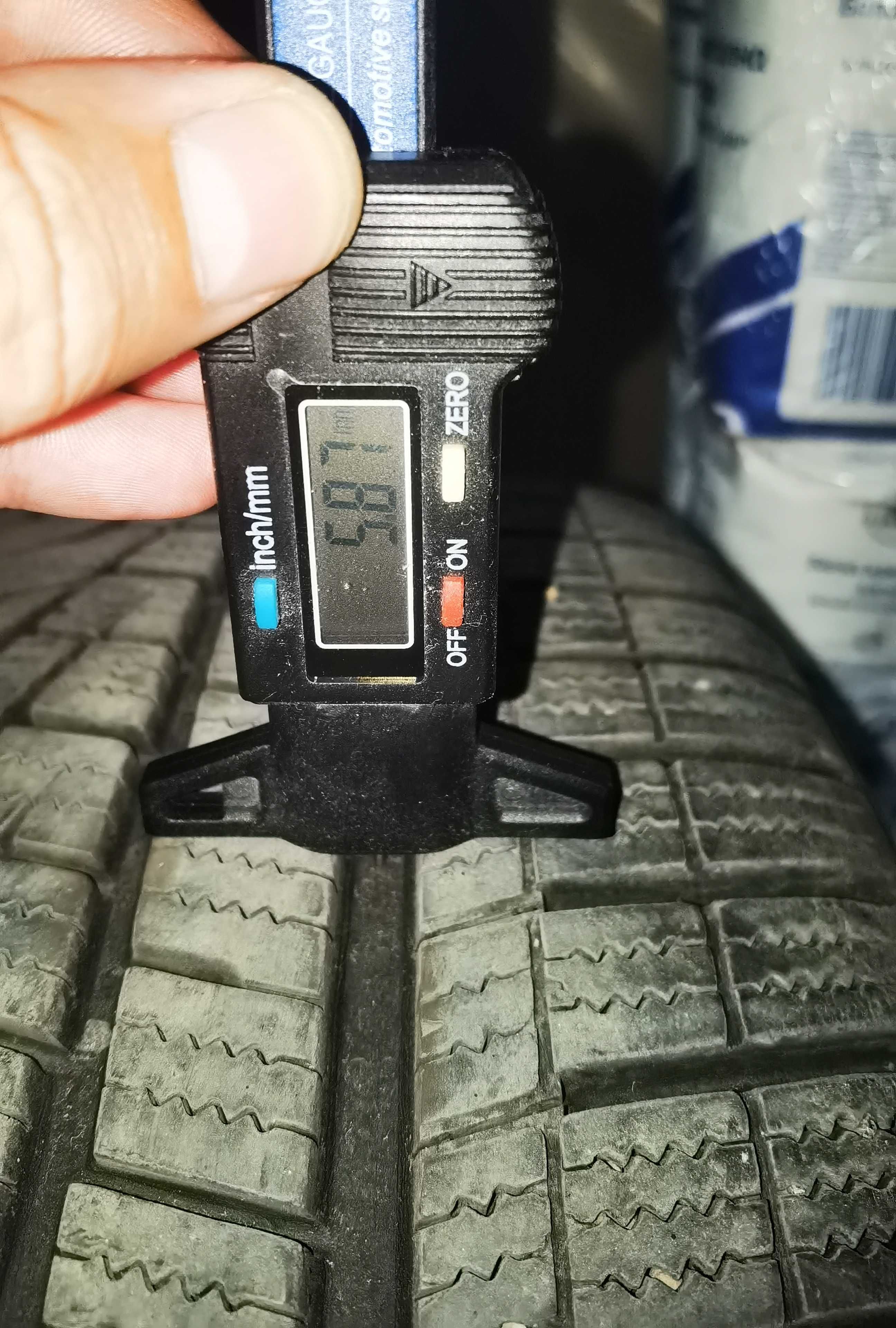 Hankook winter i cept evo2 SUV 235 55 18 зимни гуми