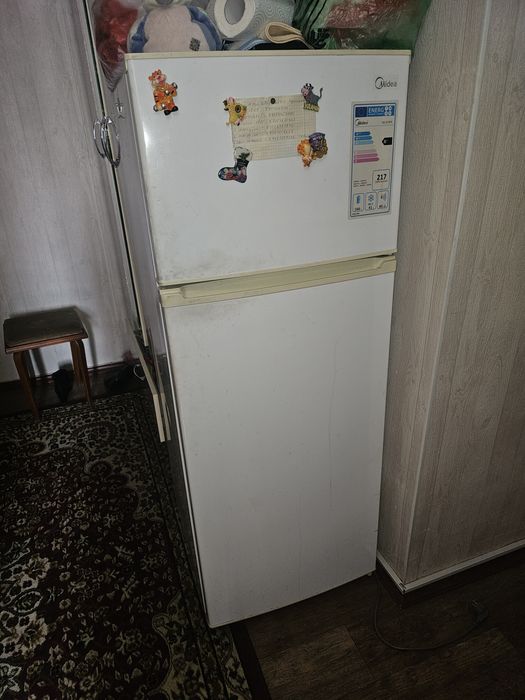 Холодильник midea