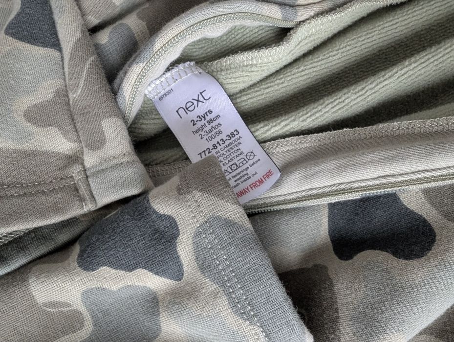 Set 4 Pijamale Bebelus - Marimea 98