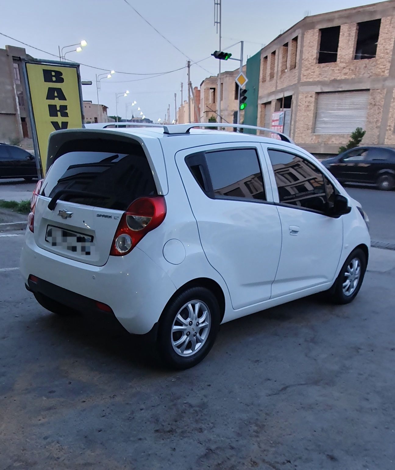 Spark chevrolet 4