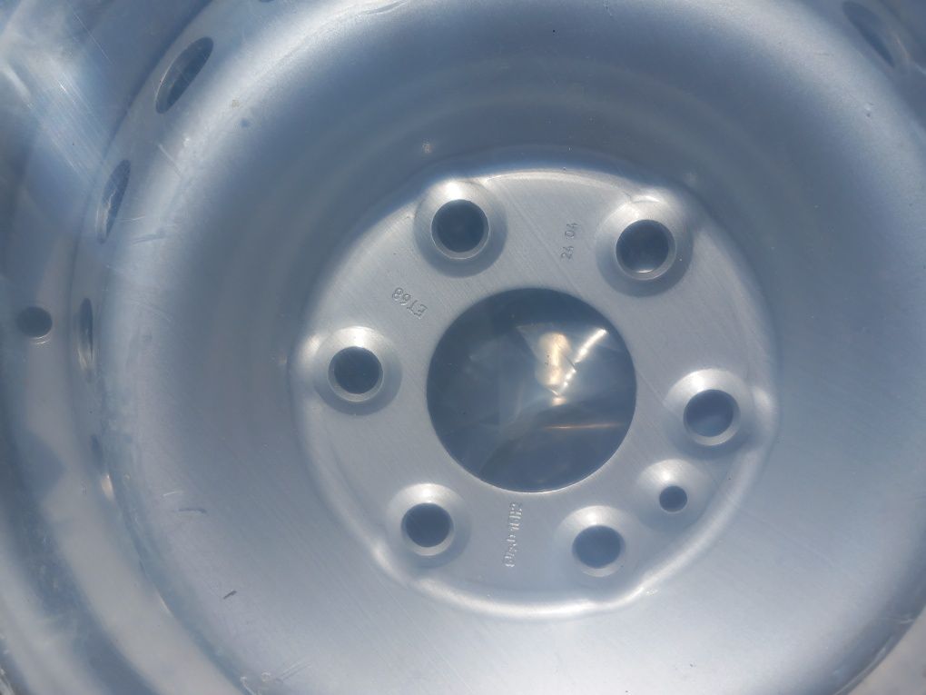 Janta jante fara anvelopa iveco daily noua piesa caroserie iveco daily