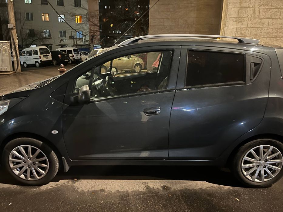 Спарк сотилади идеал