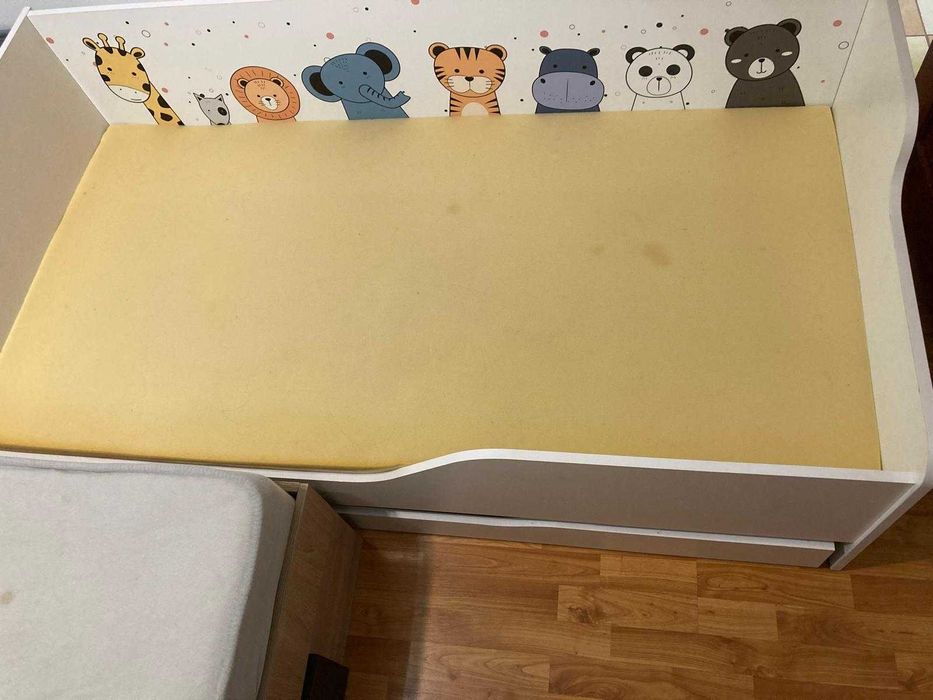 Pat copii 160x80 cu animalute