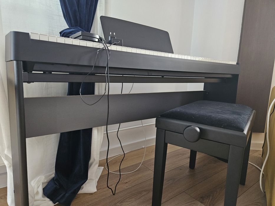 Yamaha Digital Piano P-145