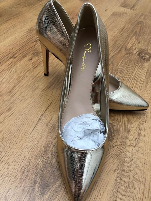 Pantofi stiletto