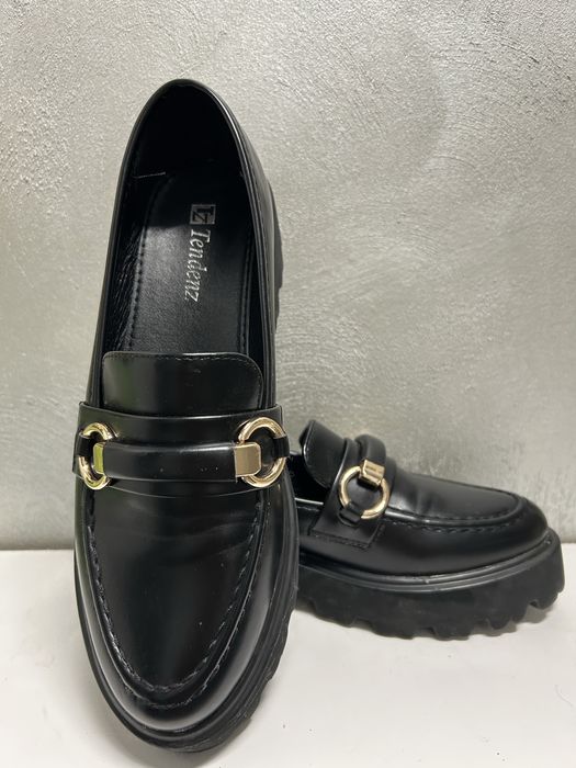 Дамски черни обувки loafers от еко кожа
