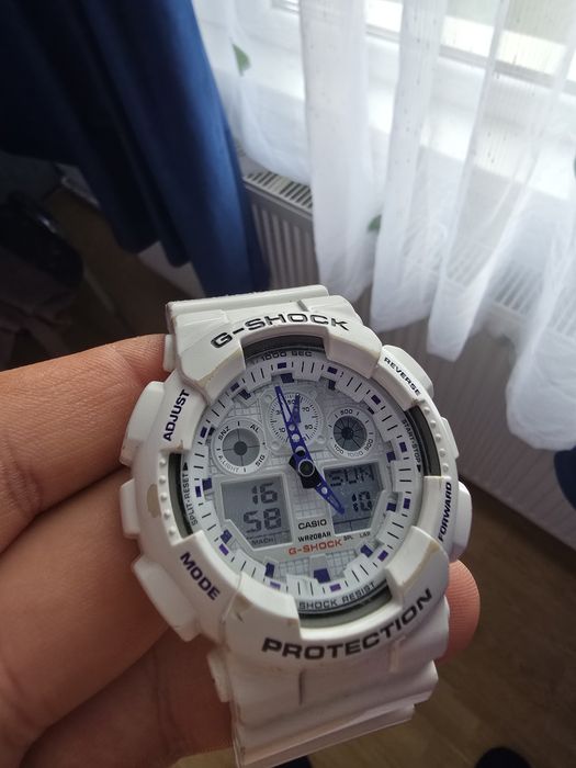 Ceas Casio G-Shock GA-100A-7A Instanbul White