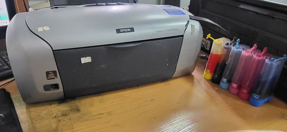 Epson R230 ,цветной принтер
