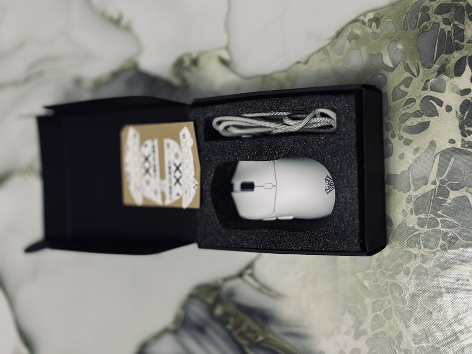 продам беспроводную игровую мышь