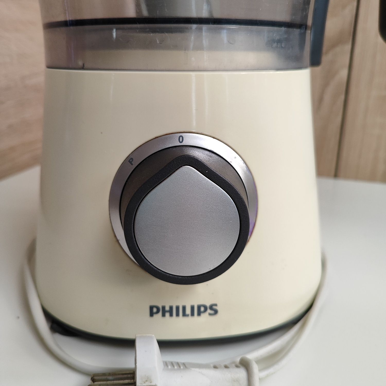 Кухненски робот Pilips HR7761