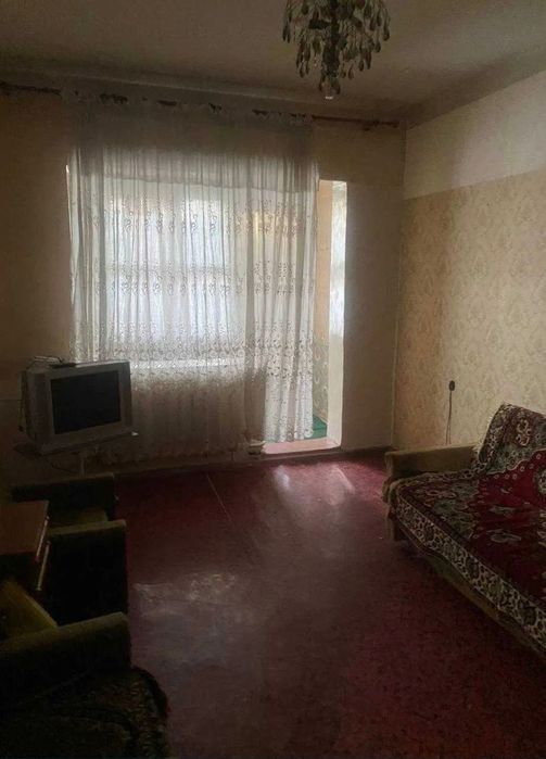 Продается 2х комнатная квартира переделанная в 3х комнатную