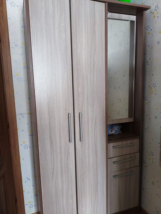 Продам прихожую в отличном состоянии