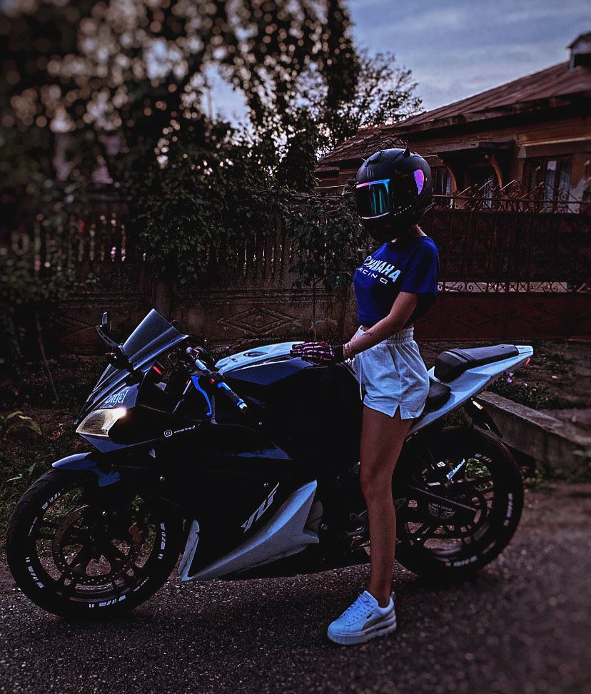 se vinde YAMAHA YZF R125