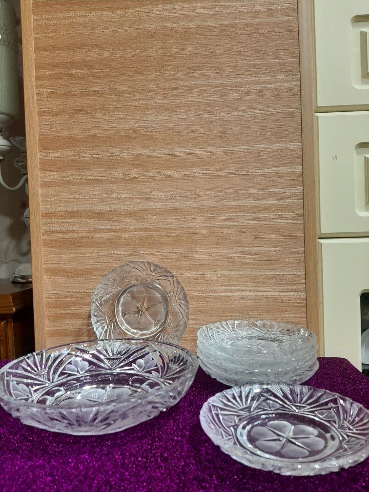 Антикварные вазы для цветов ,чешские , ,посуда