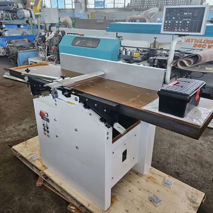 Чисто нов абрихт щрайхмус 400 мм.с спираловиден вал мотор 4 kw.