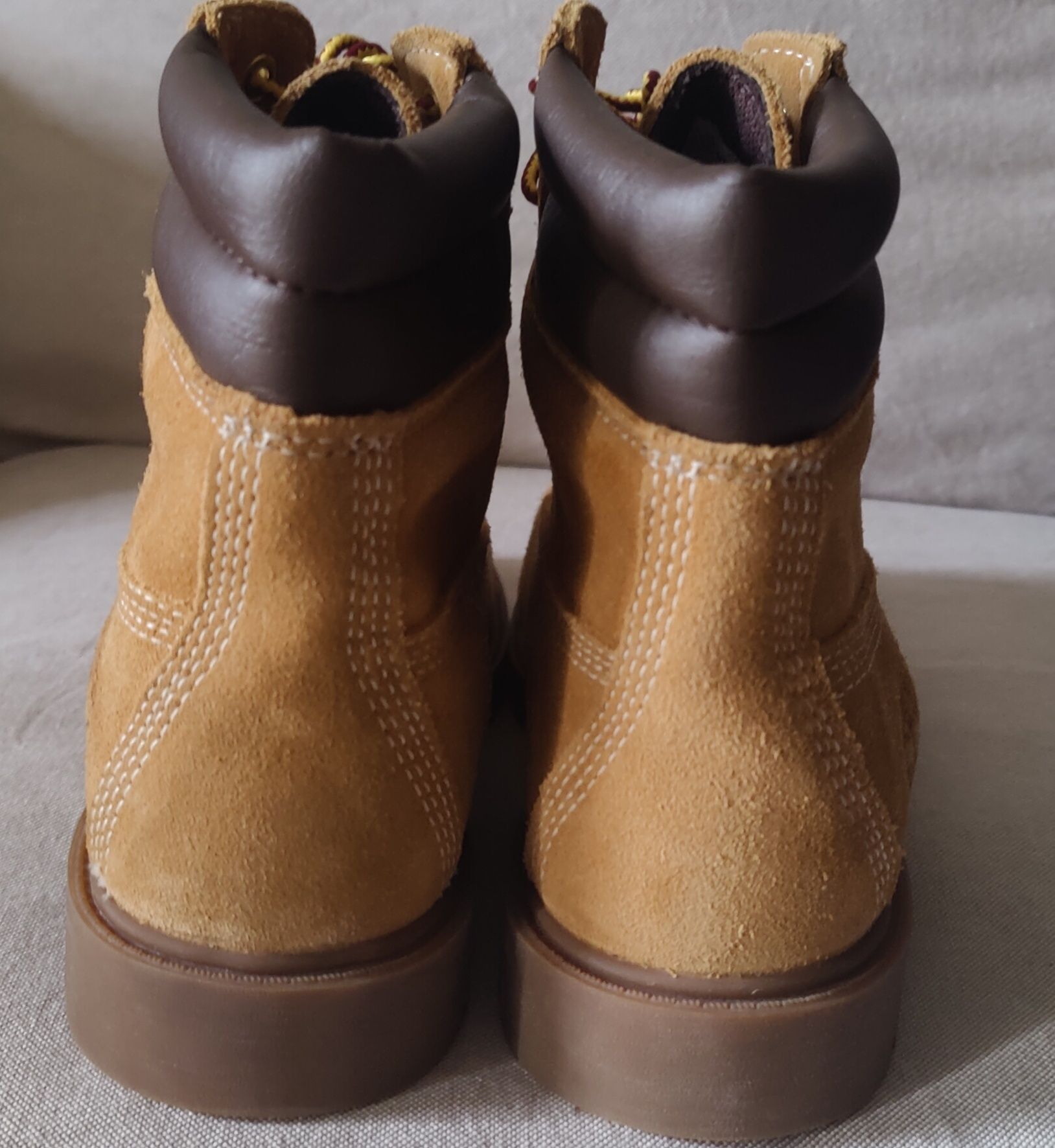 Vind bocanci damă Timberland