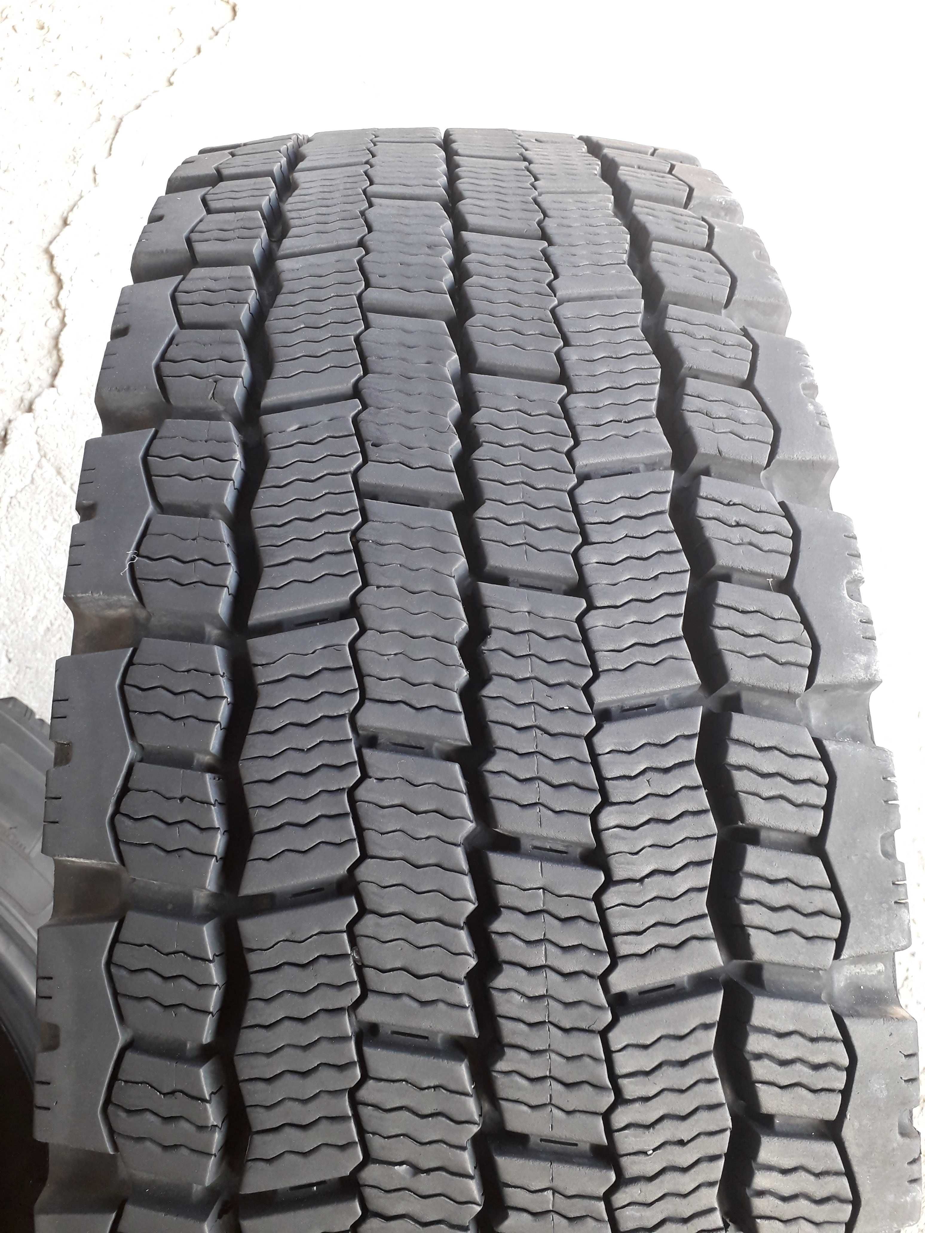 1 Тежкотоварна гума R22.5 275/70 Michelin XIceGrip XDW 148/145L SNOW