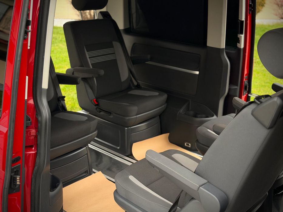 VW Multivan 2014 2.0TDI 180cp 4MOTION VIP Blocabil deosebit!