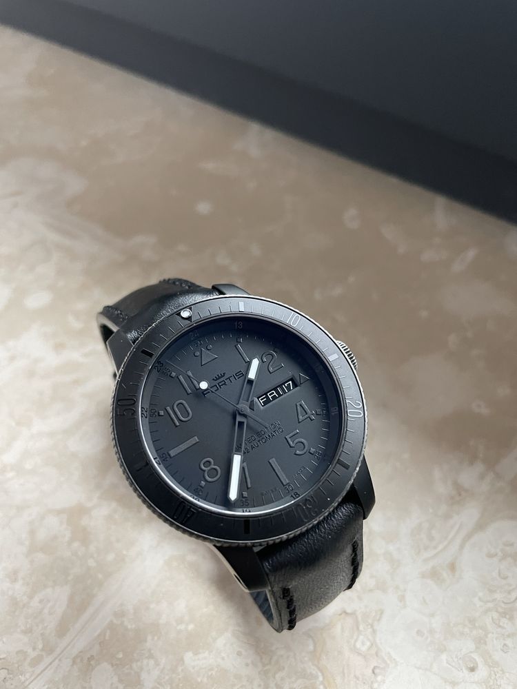 Fortis B-42 Black & Black Automatic Day/Date limited edition