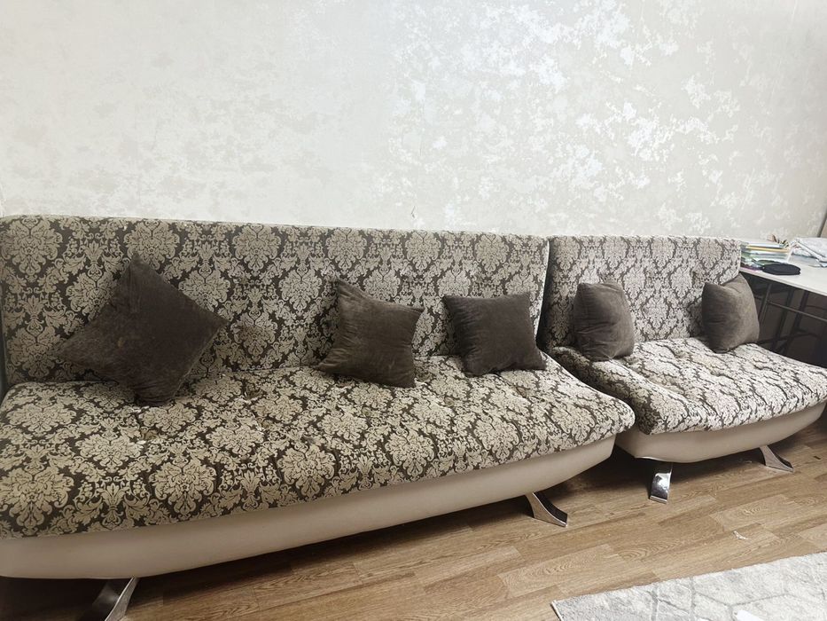 Диван 3 м. Чистый не сломанный Восток 5 Майкудук