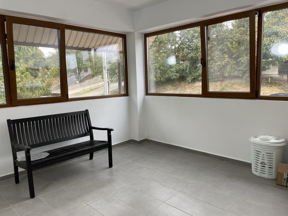 Casa Tip Duplex+ curte 150 mp mobilata si utilata complet in Tomesti !