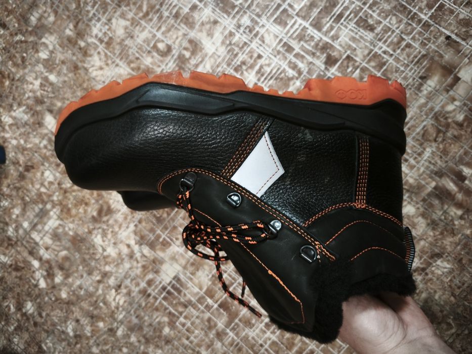 Ботинки зимние 42 размер